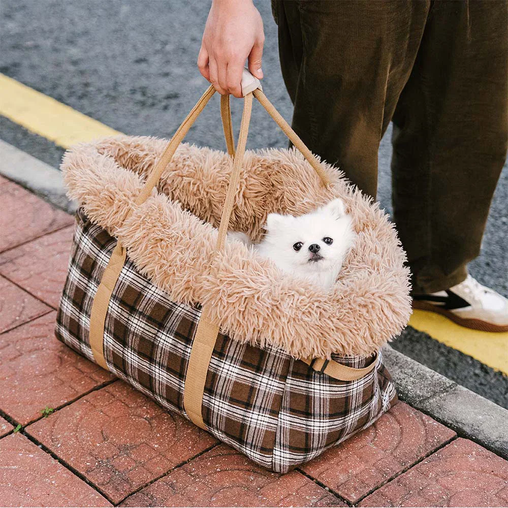 2 in 1 Large All-Season Pet Carrier and Dog Sleeping Bag - Voyager's Plaid - Image 2