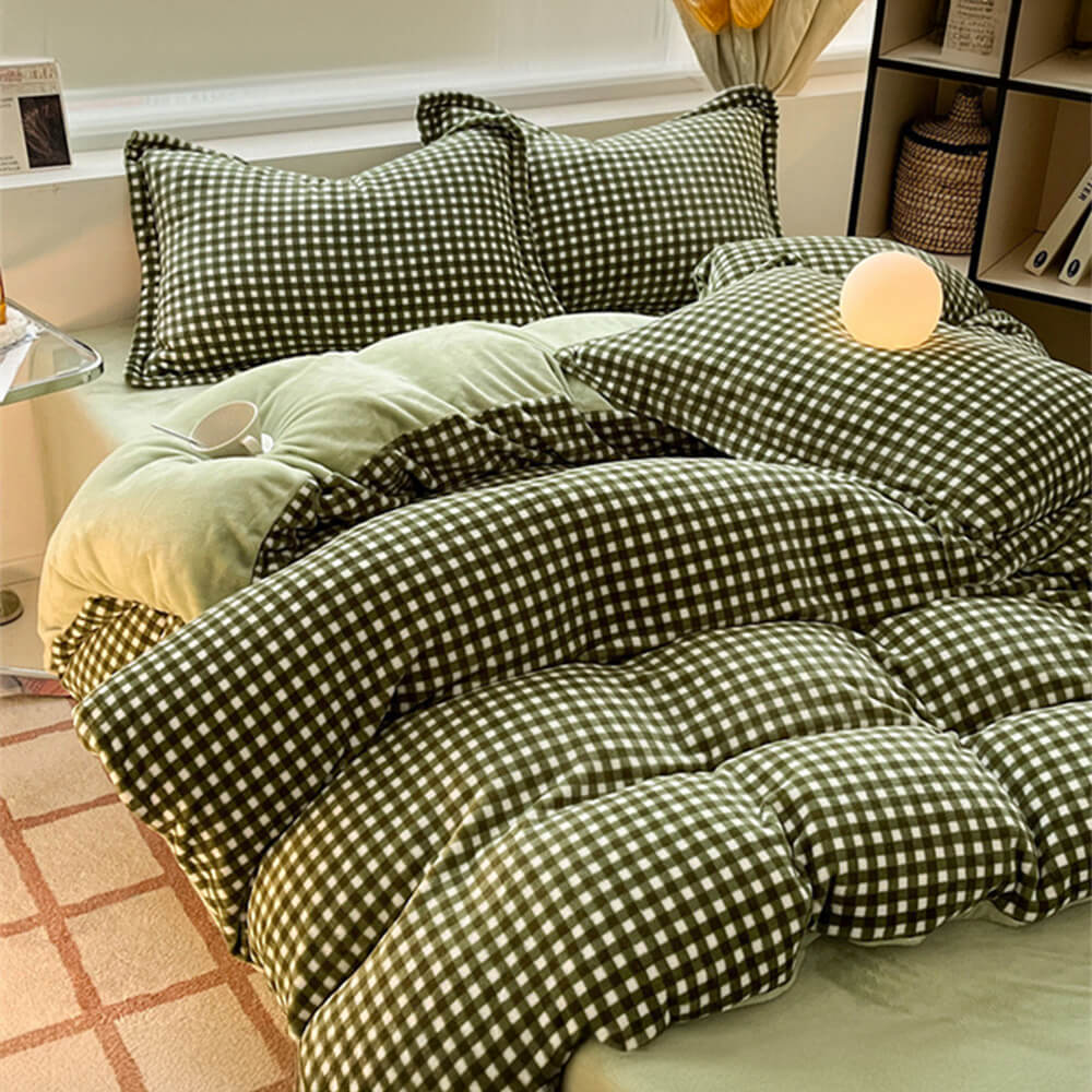 Anti-Static Cosy Plaid Milk Velvet Bed Sheet Set - Image 11