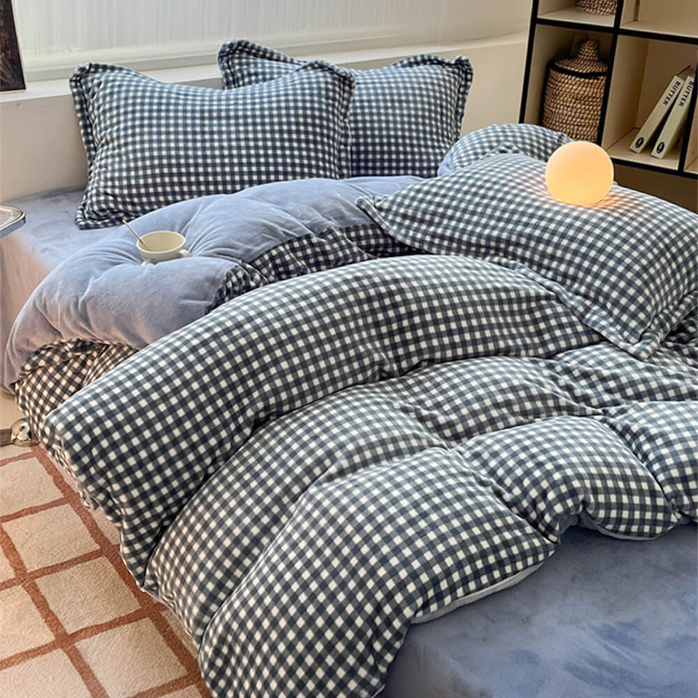 Anti-Static Cosy Plaid Milk Velvet Bed Sheet Set - Image 6