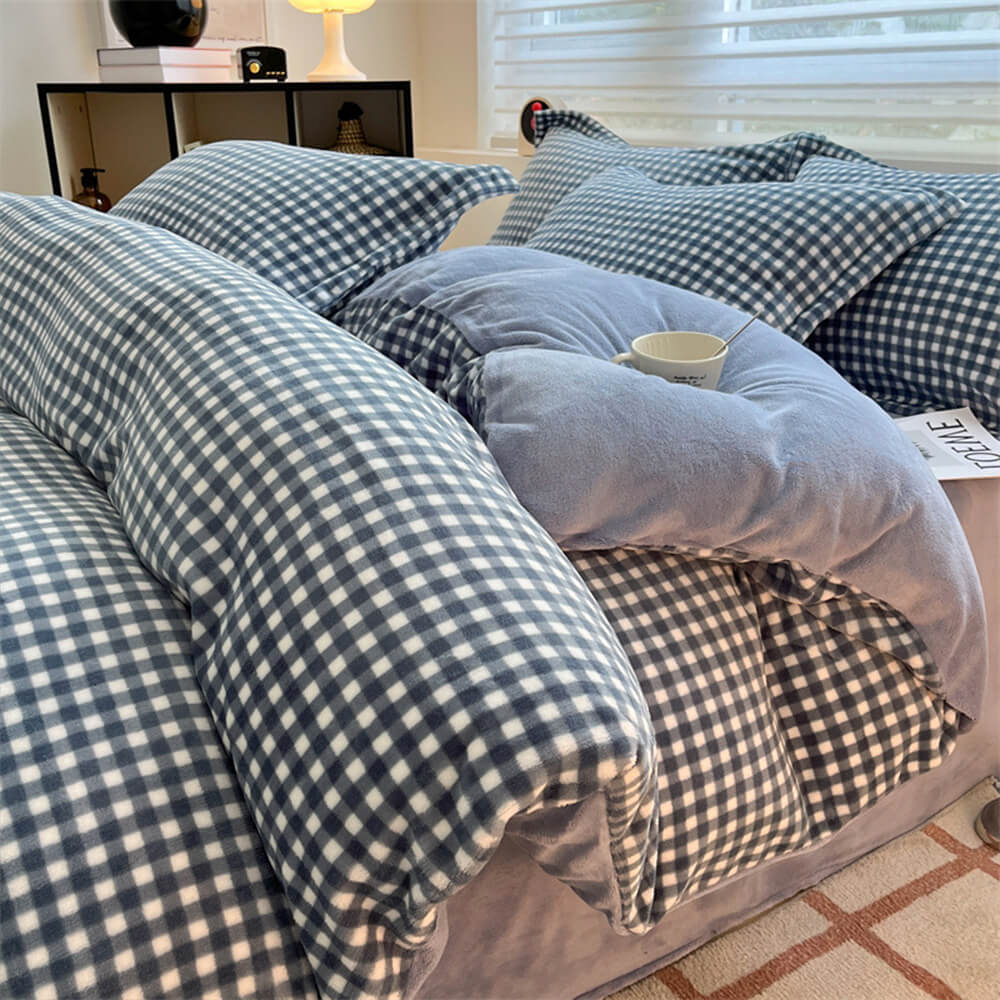 Anti-Static Cosy Plaid Milk Velvet Bed Sheet Set - Image 9