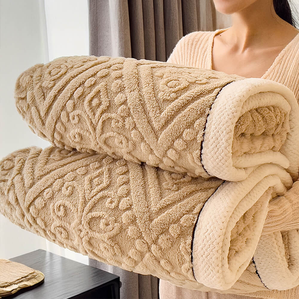 Baroque Style Embossed Milk Velvet Soft Fleece Blanket - Image 15