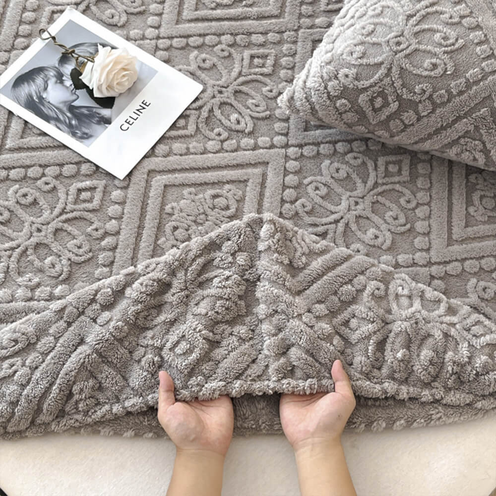 Baroque Style Embossed Warm Milk Velvet Fitted Sheet Mattress Cover - Image 9