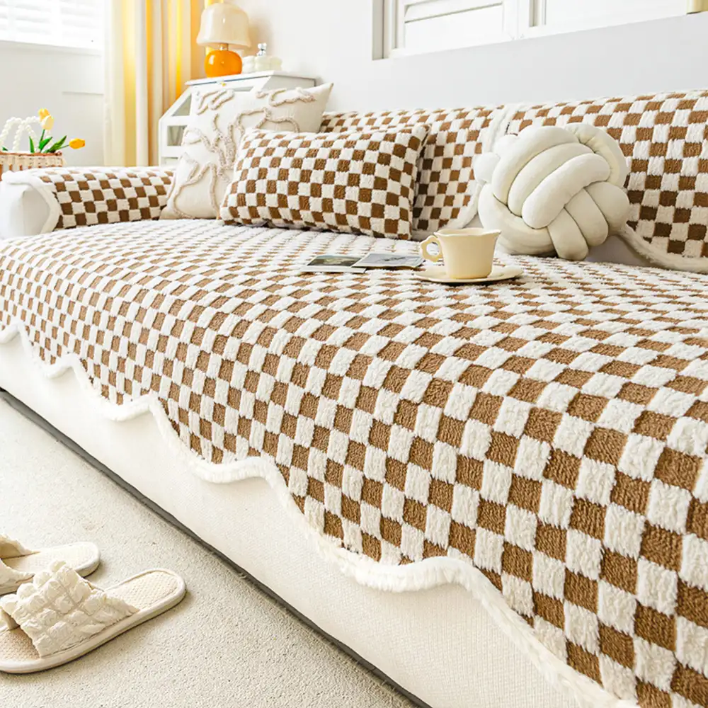 Classic Checkerboard Plush Comfortable Scratch-Resistant Non-Slip Couch Cover - Image 3