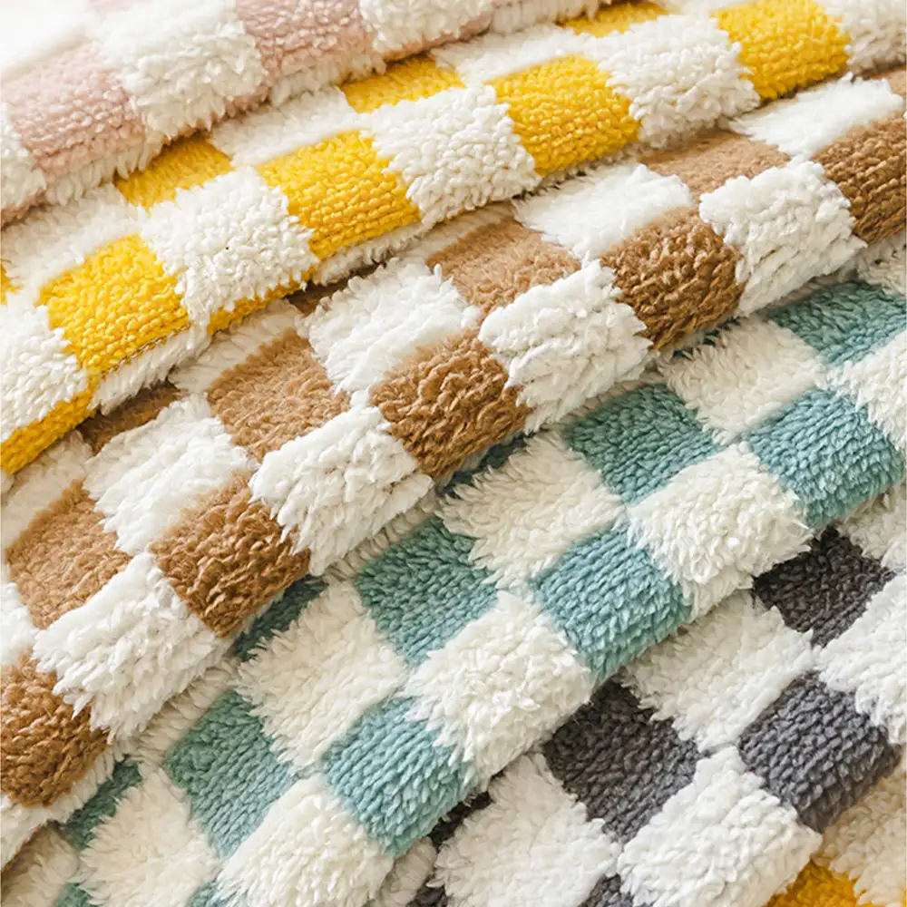 Classic Checkerboard Plush Comfortable Scratch-Resistant Non-Slip Couch Cover - Image 6