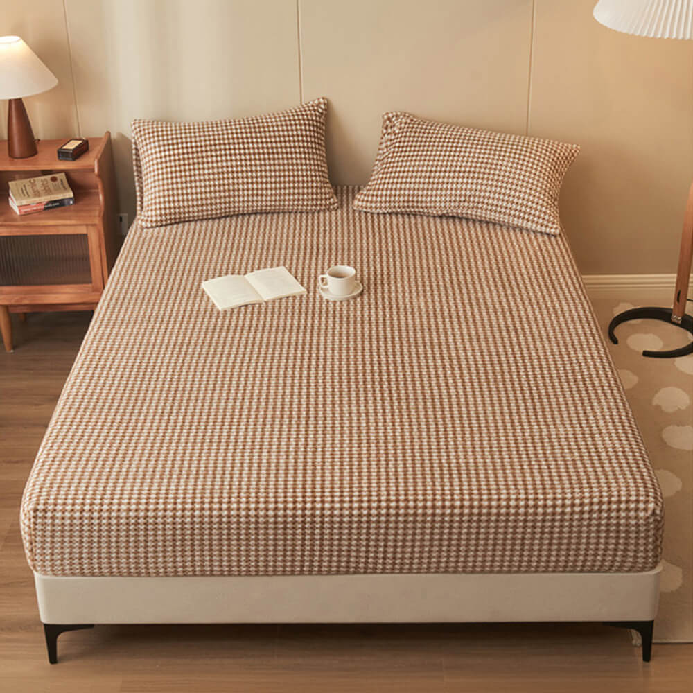 Classic Pineapple Grid Velvet Warm Fitted Sheet Mattress Cover - Image 21