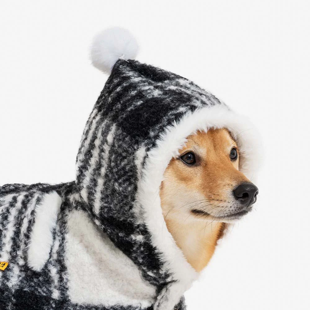 Classic Plaid Warmth Human & Dog Poncho - Festive Companions - Image 27