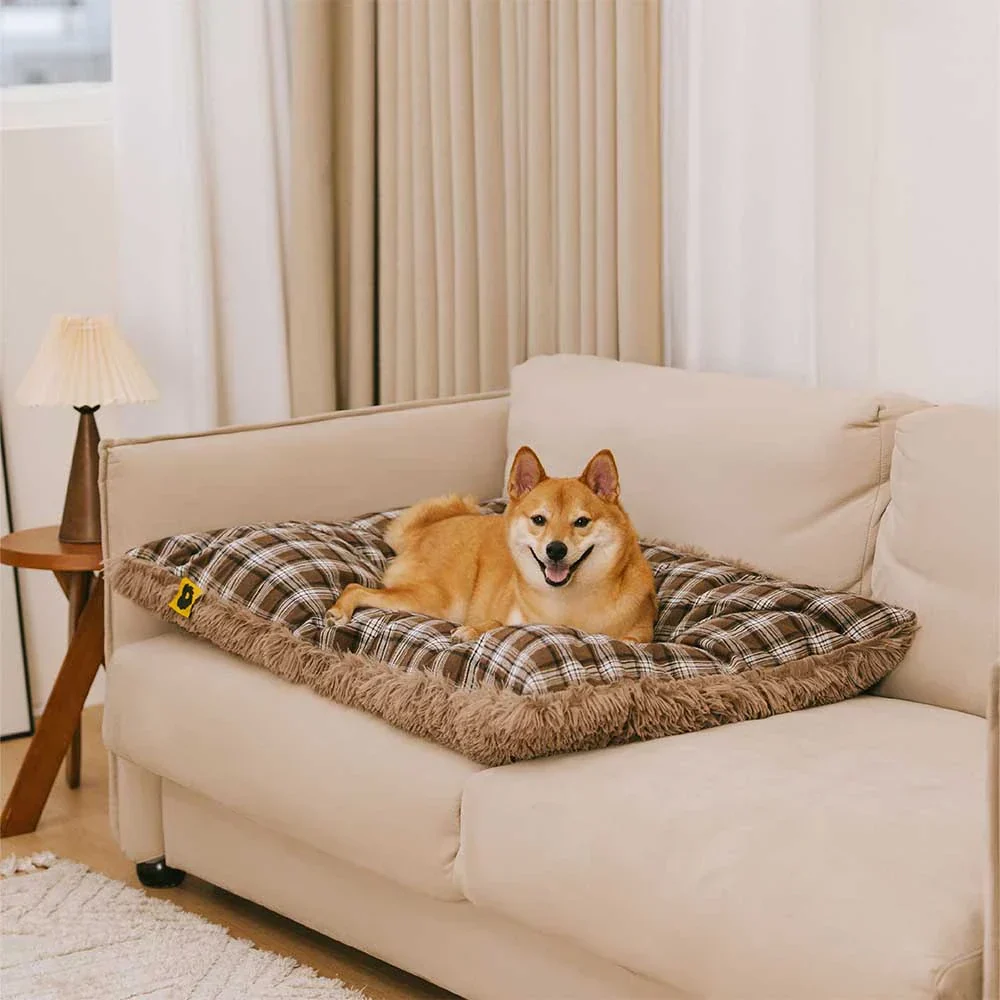 Classical Plaid Dual-Sided Removable Plush Calming Dog Mat - Image 10
