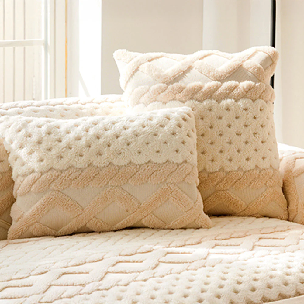 Cookie Comfortable Plush Skin-Friendly Non-Slip Couch Cover - Image 12