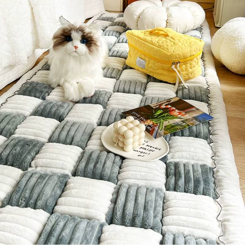Cream-coloured Large Plaid Square Pet Carpet Bed Couch Cover - Image 12