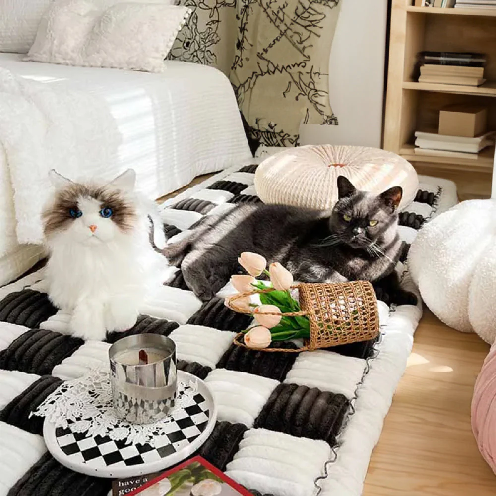 Cream-coloured Large Plaid Square Pet Carpet Bed Couch Cover - Image 19