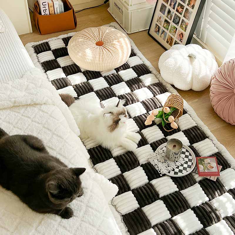 Cream-coloured Large Plaid Square Pet Carpet Bed Couch Cover - Image 5