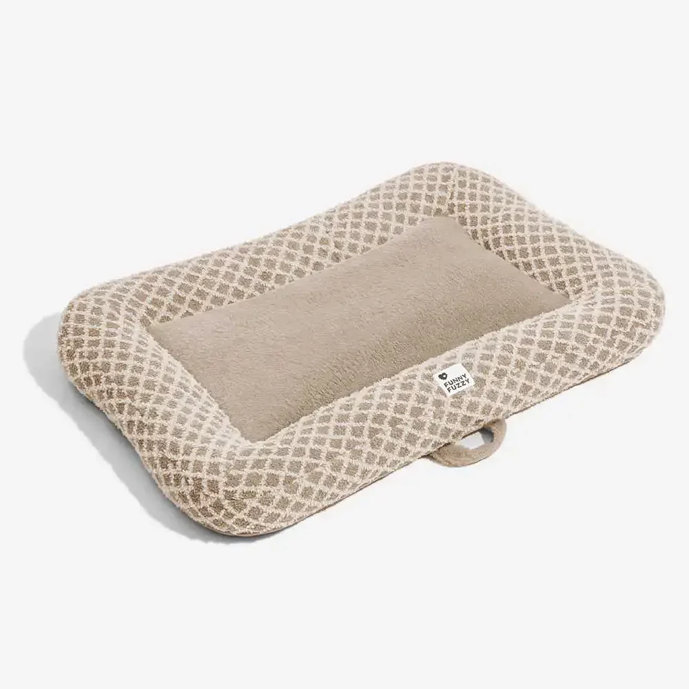 Diamond Plaid Dual-Sided Multi-Use Plush Pet Mat - ComfyEase - Image 10