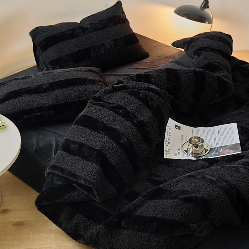 Dual-Sided Cosy Striped Bed Sheet Set - Image 12