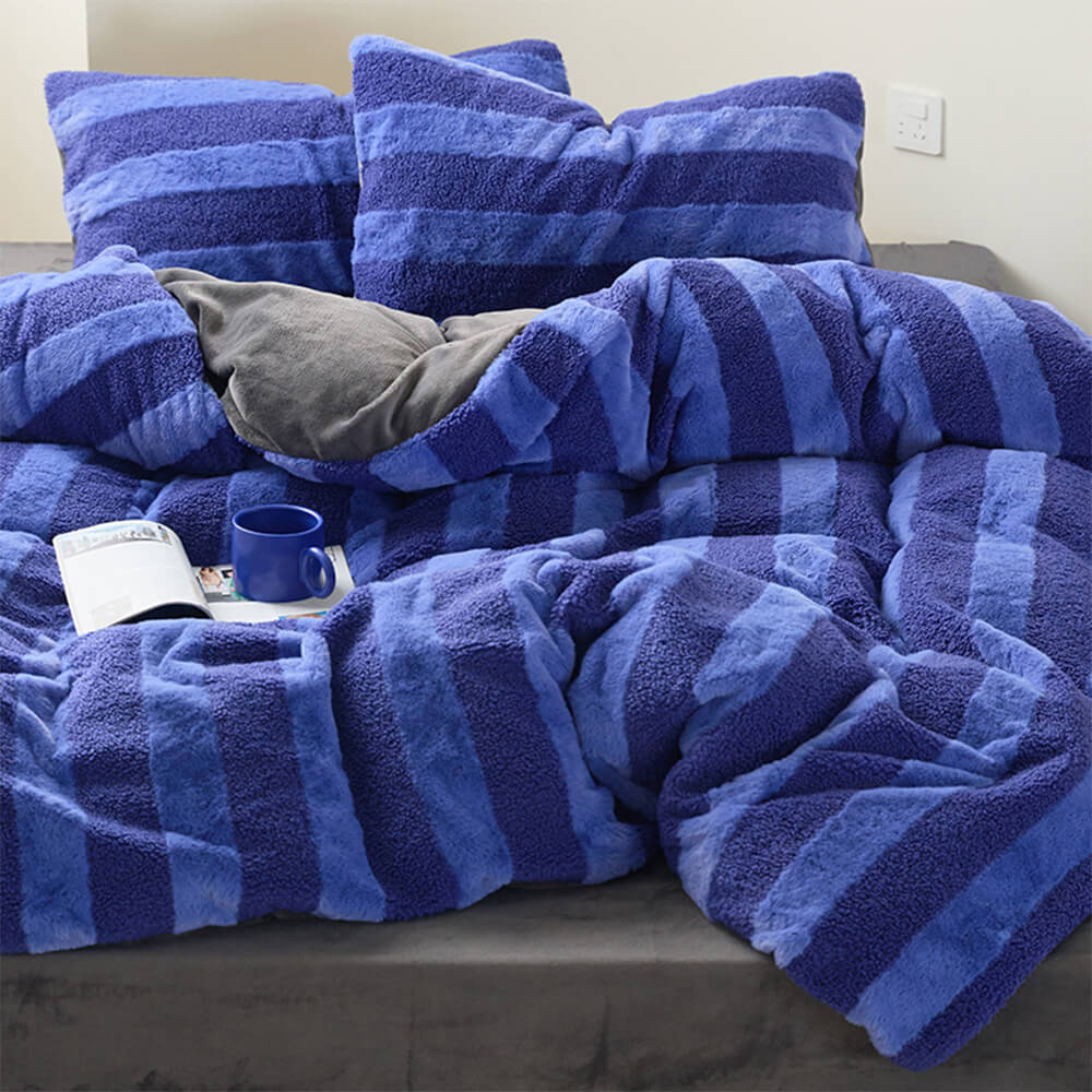 Dual-Sided Cosy Striped Bed Sheet Set - Image 8