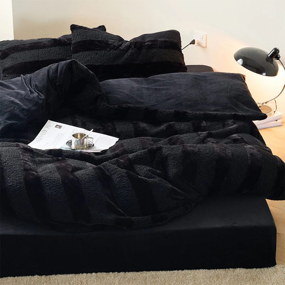Dual-Sided Cosy Striped Bed Sheet Set - Image 9
