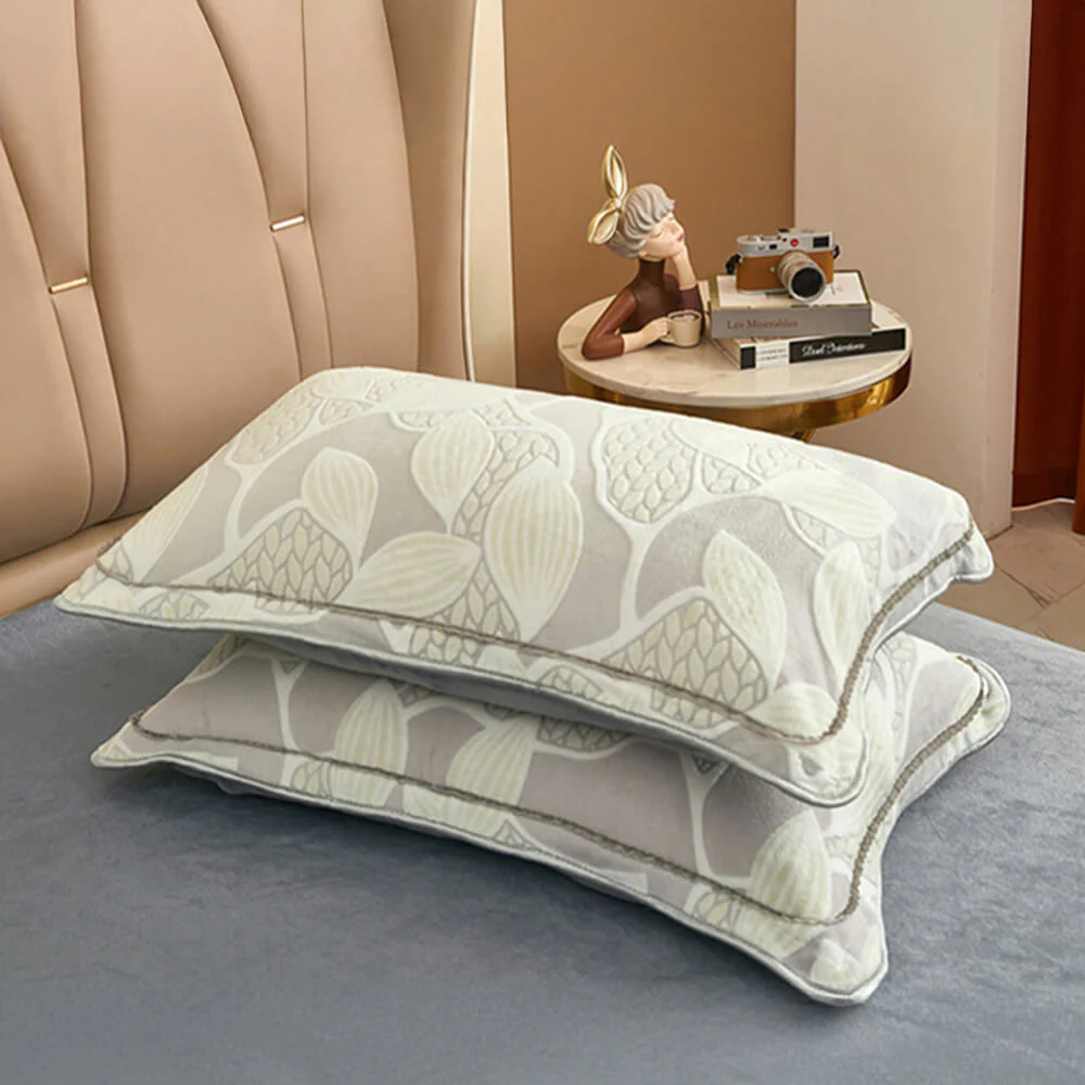 Elegant Botanical Pattern Milk Velvet Bed Sheet Set - Image 11