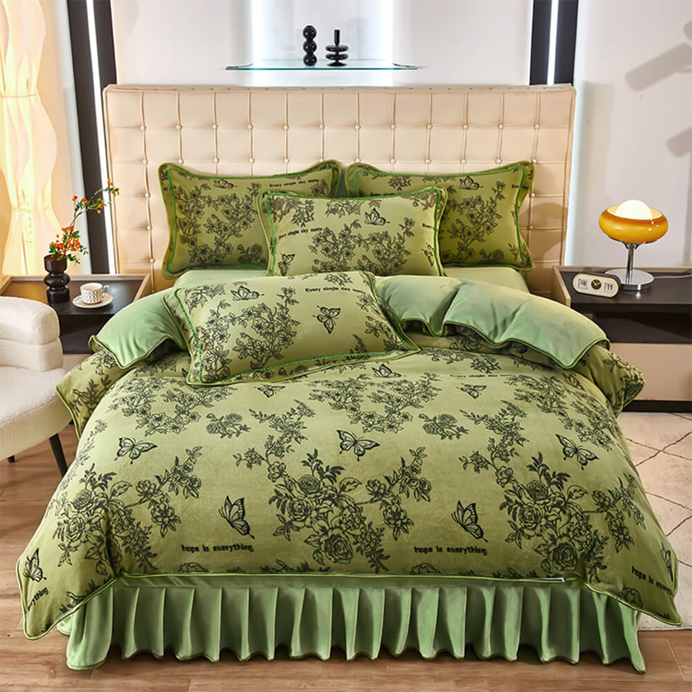 Elegant Botanical Pattern Milk Velvet Bed Sheet Set - Image 2