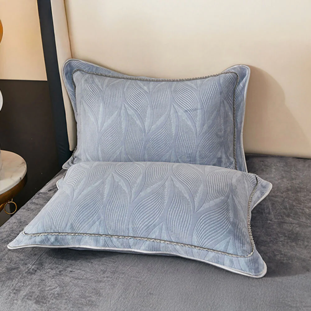 Elegant Botanical Pattern Milk Velvet Bed Sheet Set - Image 7