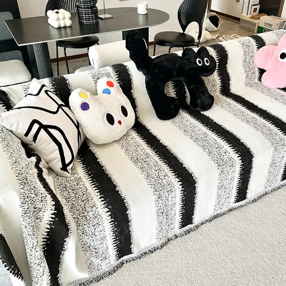 Fashion Striped Chenille Scratch-Resistant Sofa Protection Couch Cover - Image 5