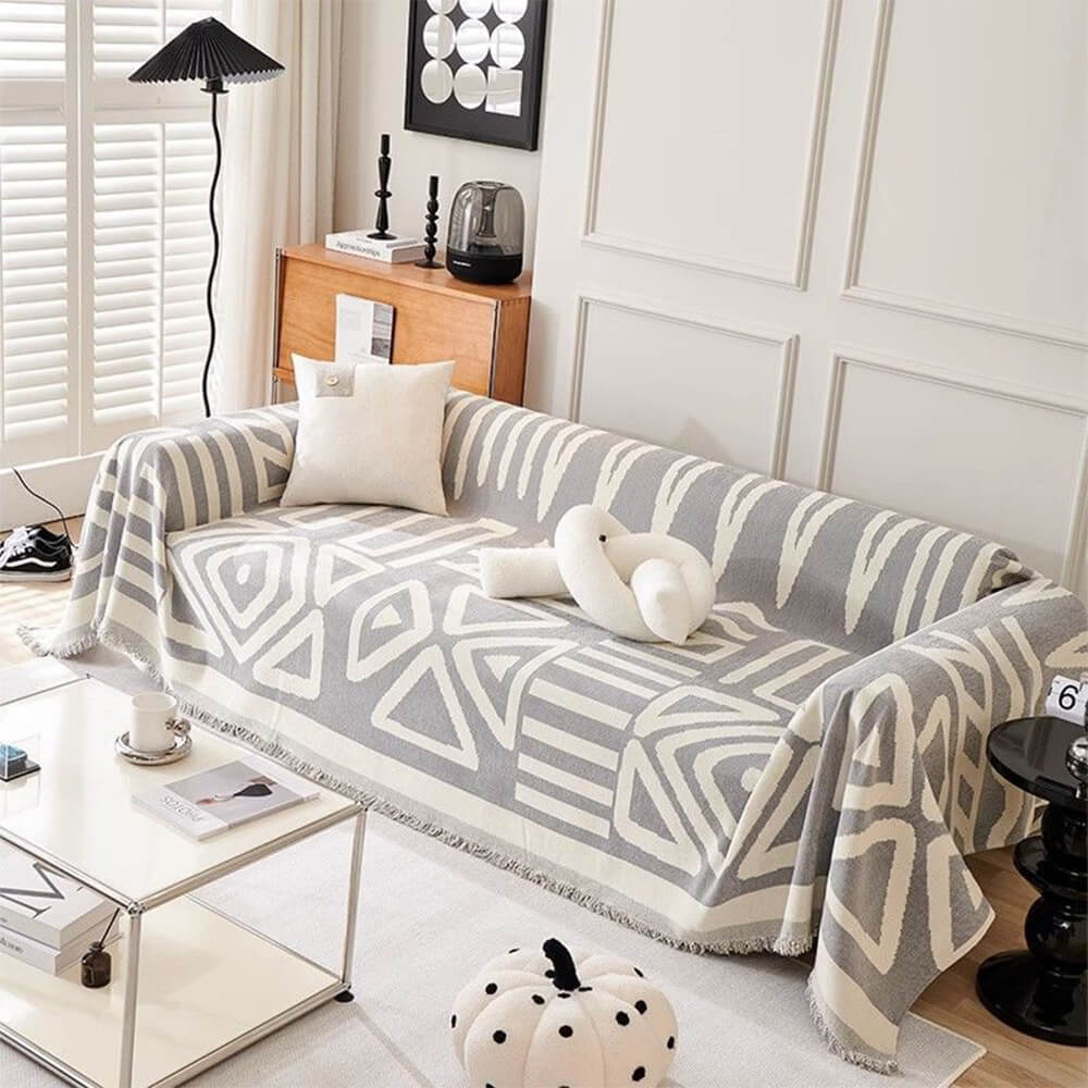 Five-Colour Geometric Couch Cover - Bold Patterns for a Modern Look - Image 5