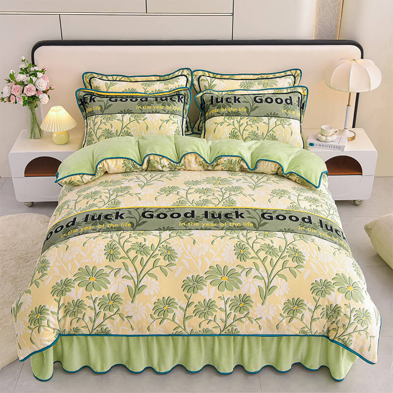 Floral Elegance Milk Velvet Bed Sheet Set with Bed Skirt - Image 6