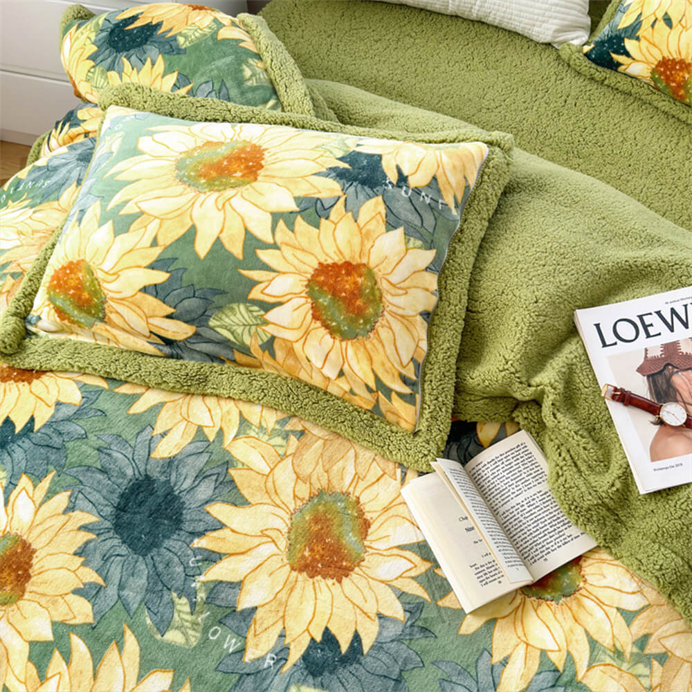 Floral Print Milk Velvet & Sherpa Double-Sided Bed Sheet Set - Image 7