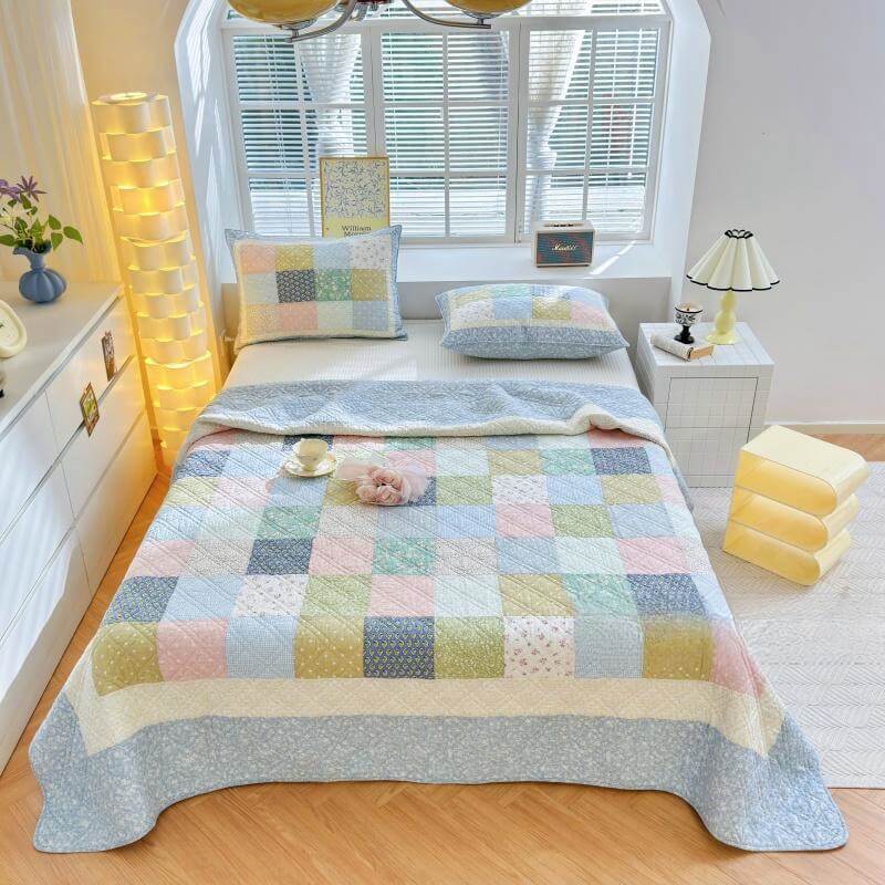 Garden Chic Luxury Reversible Flat Sheet Set - Image 4