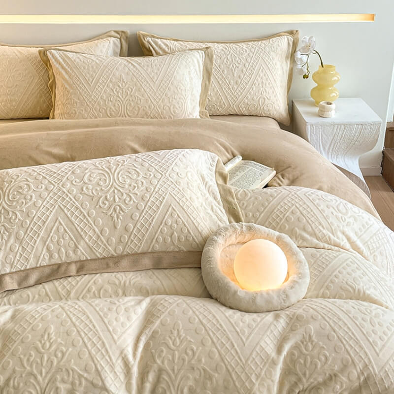 Jacquard Light Luxury Double-Sided Velvet Skin-Friendly Warm Bed Sheet Set - Image 3