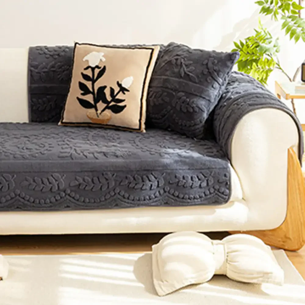 Jacquard Plush Comfortable Scratch-Resistant Non-Slip Couch Cover - Image 9