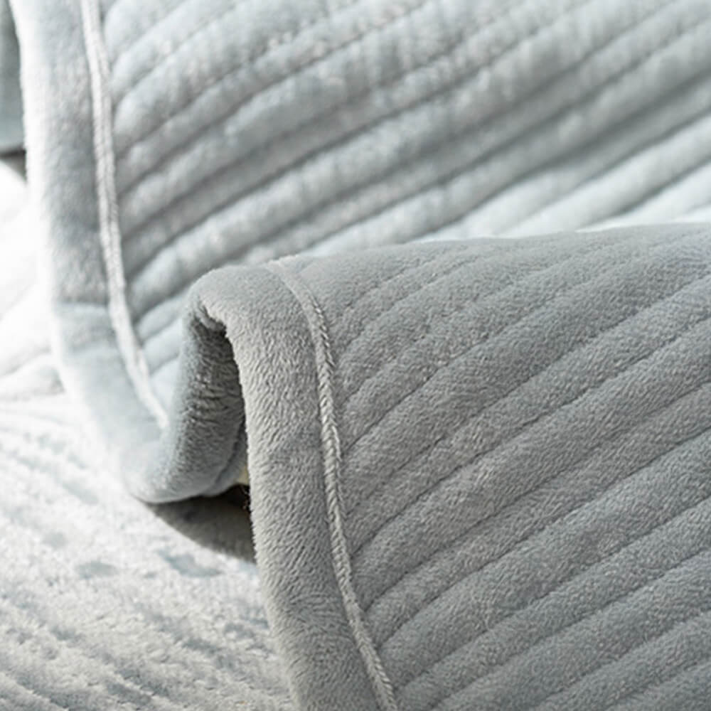 Leaf Patterned Plush Warm Non-Slip Couch Cover - Image 17
