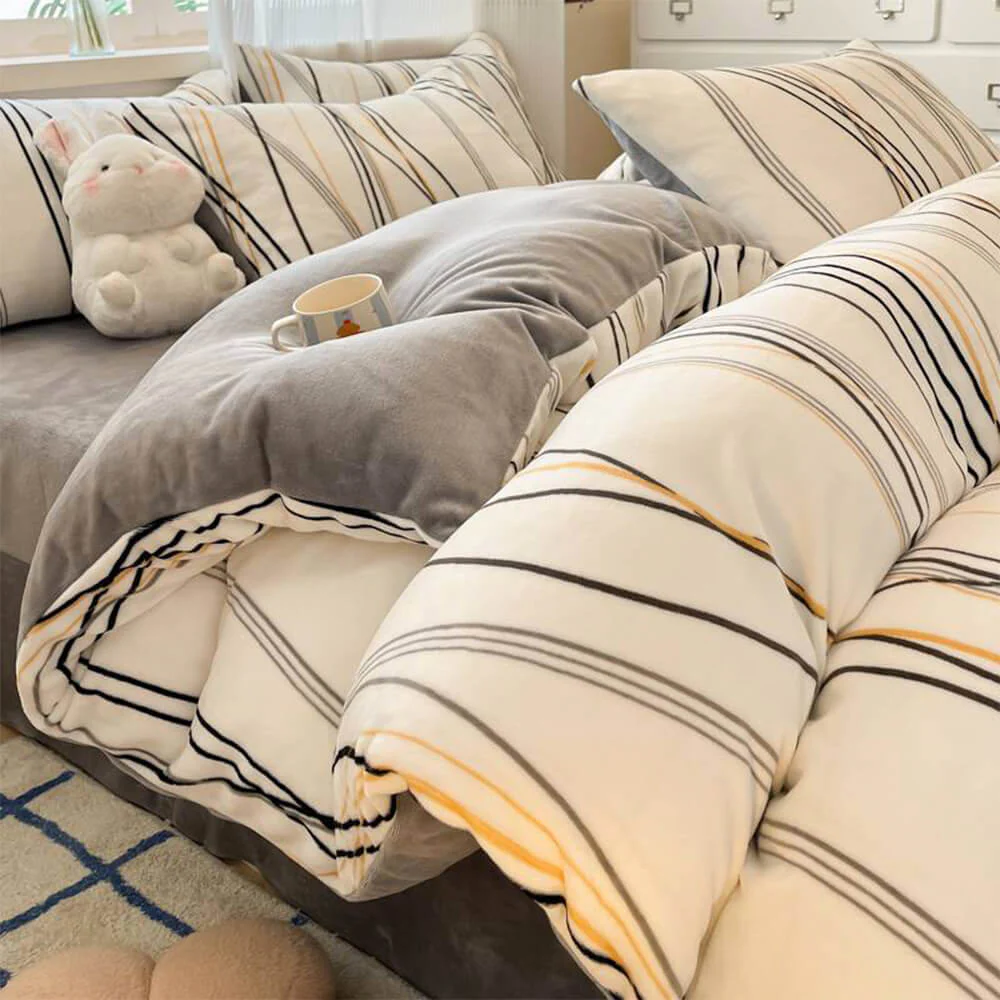 Line Art Milk Velvet Warm Bedding Protector Bed Sheet Set - Image 6