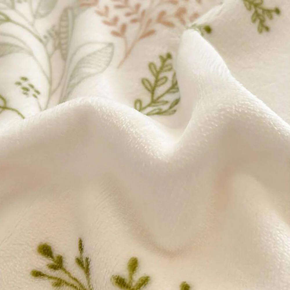 Line Art Milk Velvet Warm Bedding Protector Bed Sheet Set - Image 7
