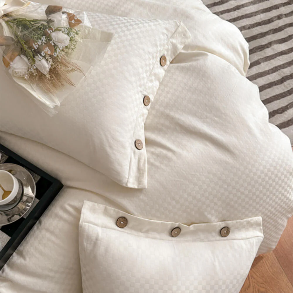 Luxurious Chequerboard Smooth Cotton Sateen Bed Sheet Set - Image 3
