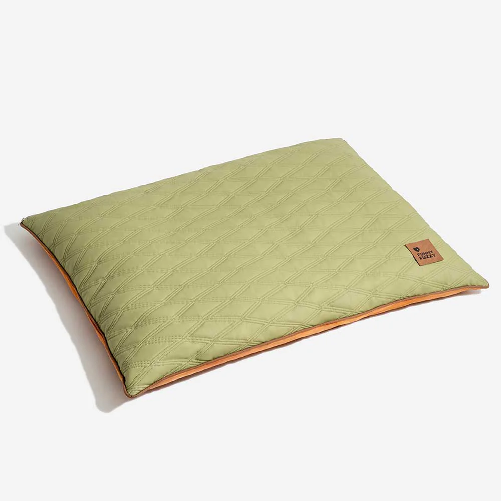 Luxury Water-repellent Dual-Sided Calming Dog Mat - Image 17