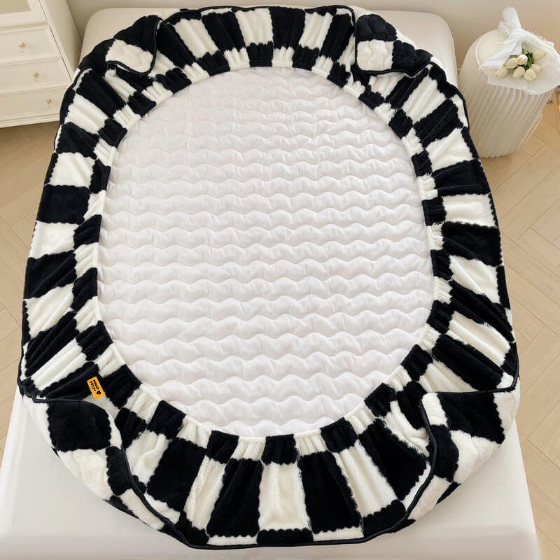 Milk Velvet Chequered Bedding Fitted Sheet Mattress Cover - Image 12
