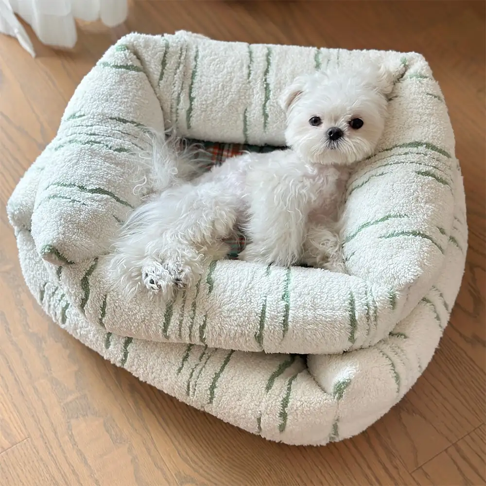 Modern Plaid Plush Thickened Square Calming Dog Bed - Image 2