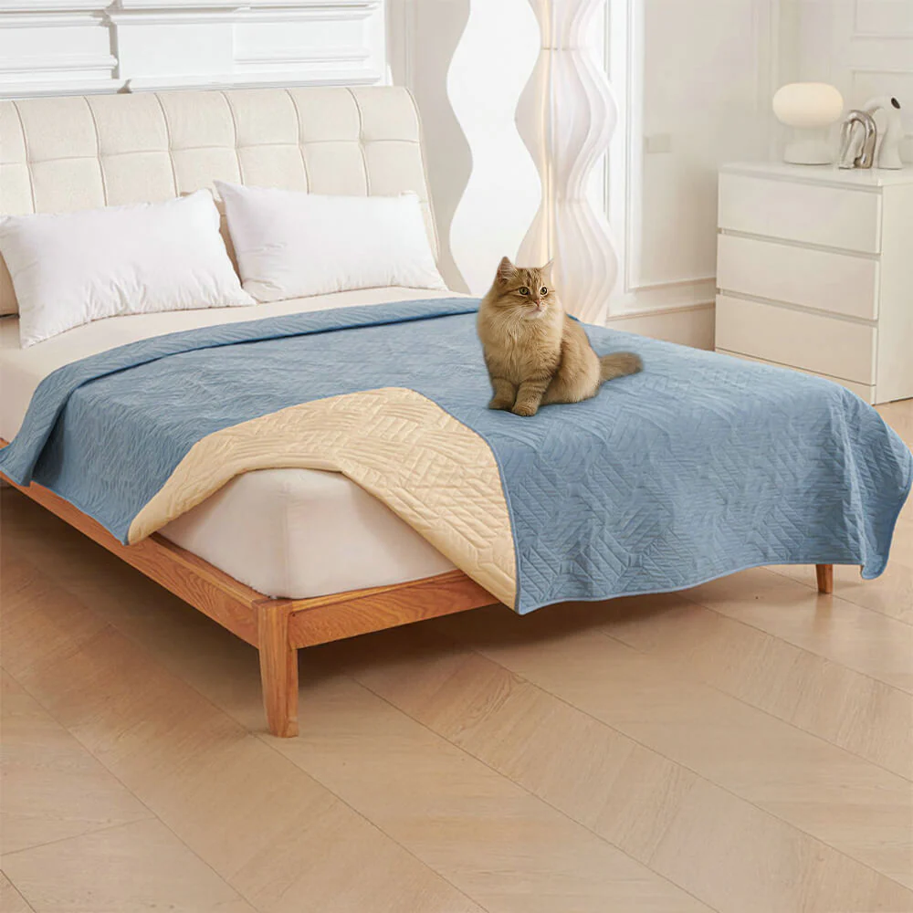 Multifunctional Water-resistant Urine Proof & Washable Pet Blanket Bed Cover - Image 3