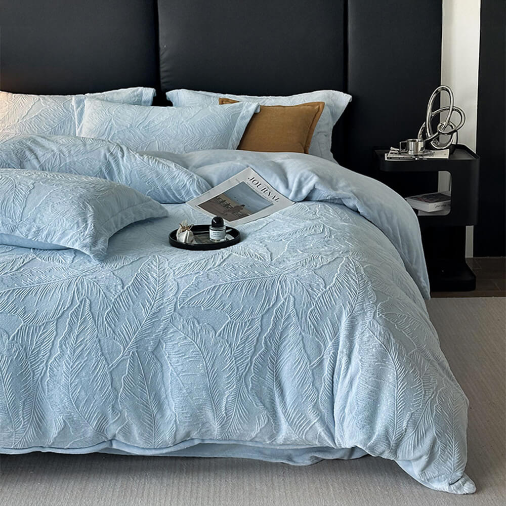 Natural Leaf Embossed Warm Milk Velvet Bed Sheet Set - Image 13
