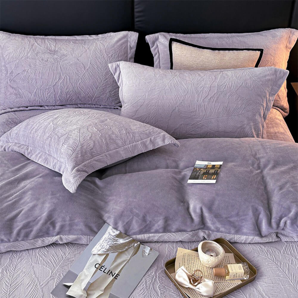 Natural Leaf Embossed Warm Milk Velvet Bed Sheet Set - Image 8
