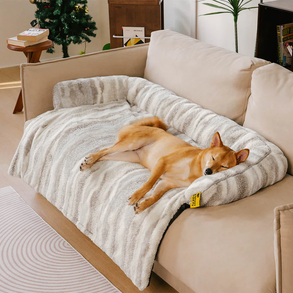Nordic Plush Sofa Protector Dog Mat - Paw Lounge - Image 7