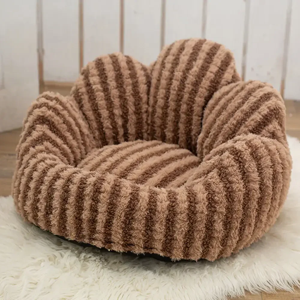 Petal-Shaped Striped Plush Pet Sofa Bed - Image 5
