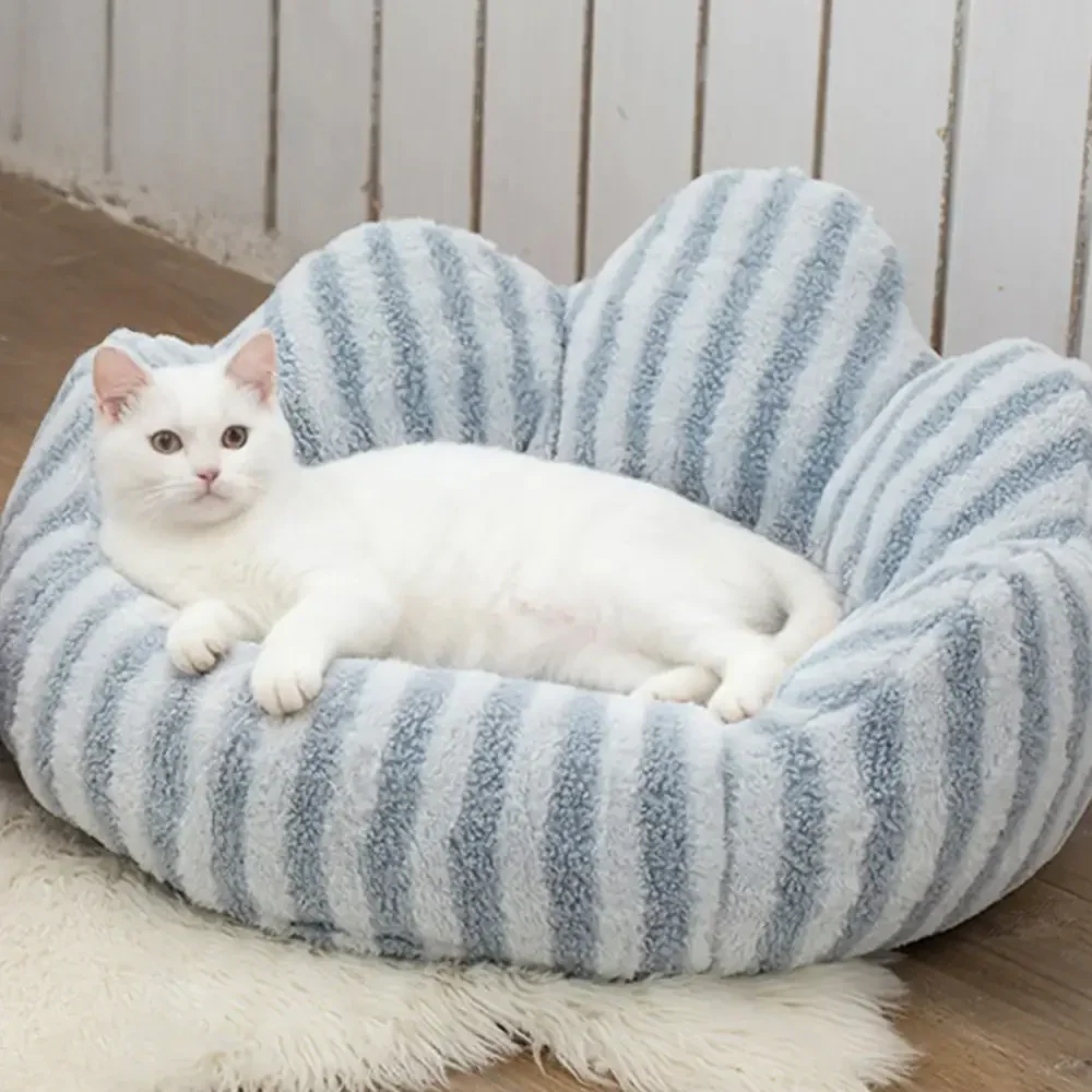 Petal-Shaped Striped Plush Pet Sofa Bed - Image 7