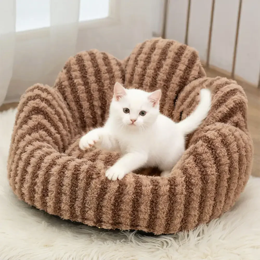 Petal-Shaped Striped Plush Pet Sofa Bed - Image 9