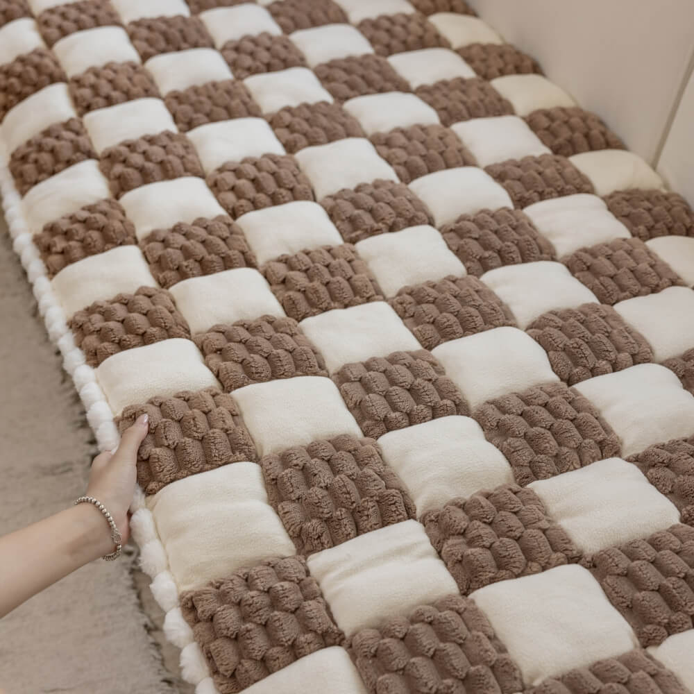 Plush Handmade Colour Block Dog Mat Soft Furniture Protector Non-Slip Couch Cover - Image 12