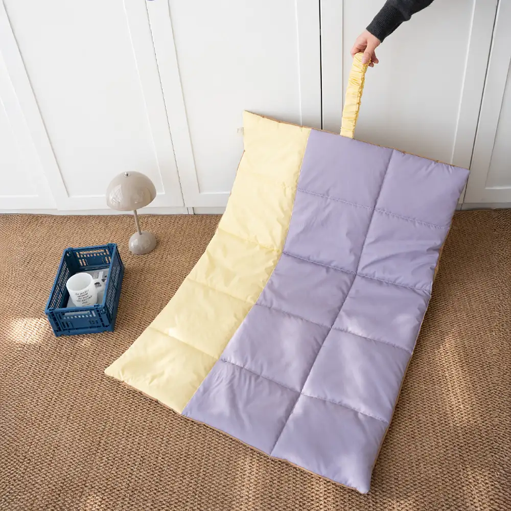 Portable Foldable Double-Sided Water-Repellent Dog Mat for Outdoor Travel & Camping - Image 9