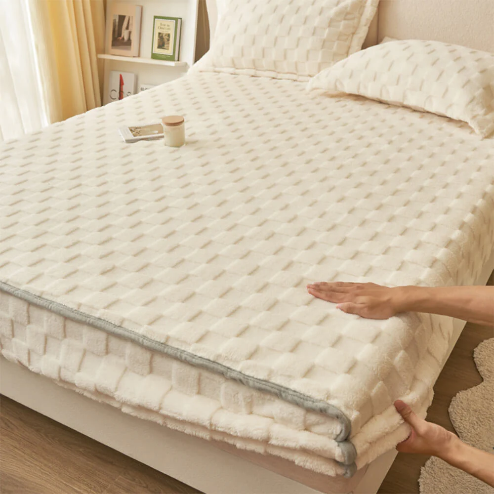 Premium Soft Chequerboard Plush Fitted Sheet Mattress Cover - Image 12