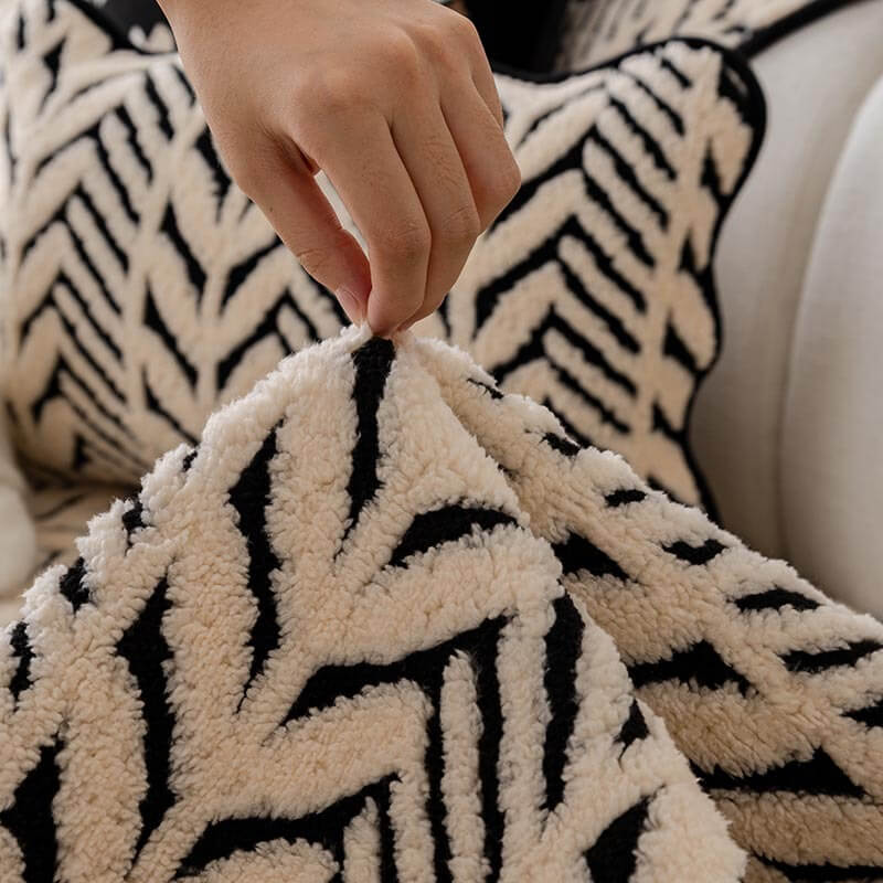 Premium Warm Wheat-Ear Plush Anti-Slip Anti-Scratch Couch Cover - Image 9