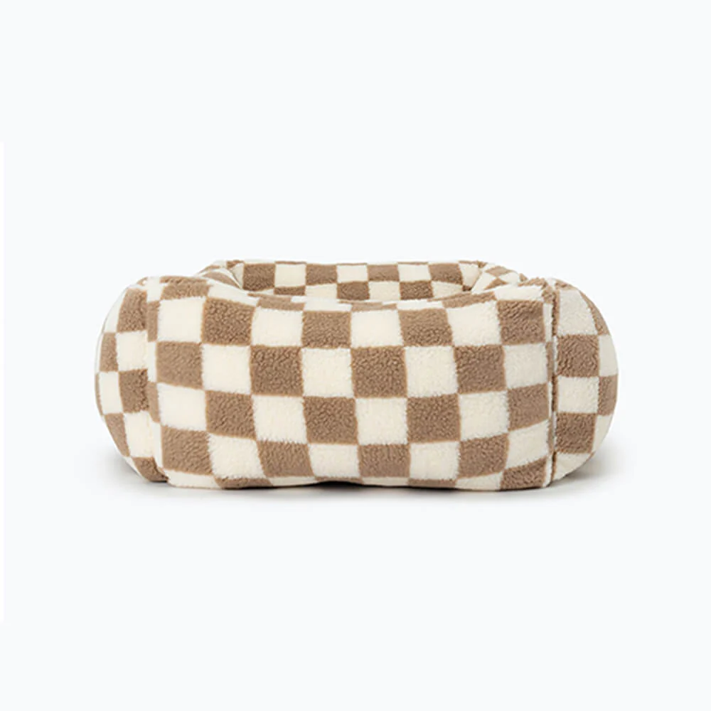 Stylish Chequerboard Warmth Removable Washable Dog Sofa Bed - Image 10