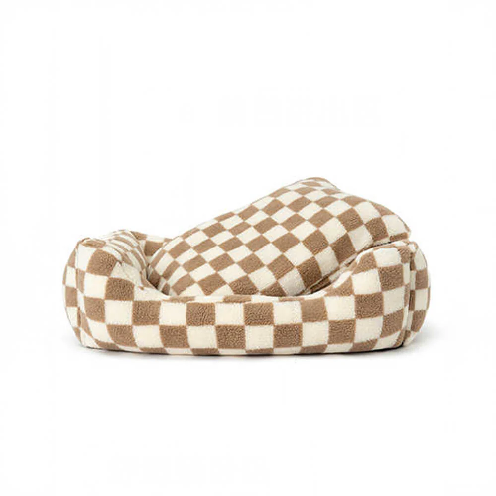 Stylish Chequerboard Warmth Removable Washable Dog Sofa Bed - Image 7
