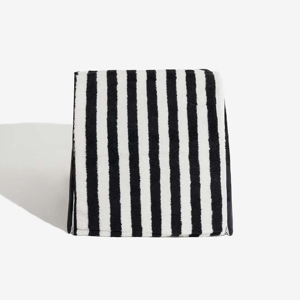 Trendy Striped House Orthopaedic Dog Bed - Cosy Hideaway - Image 21